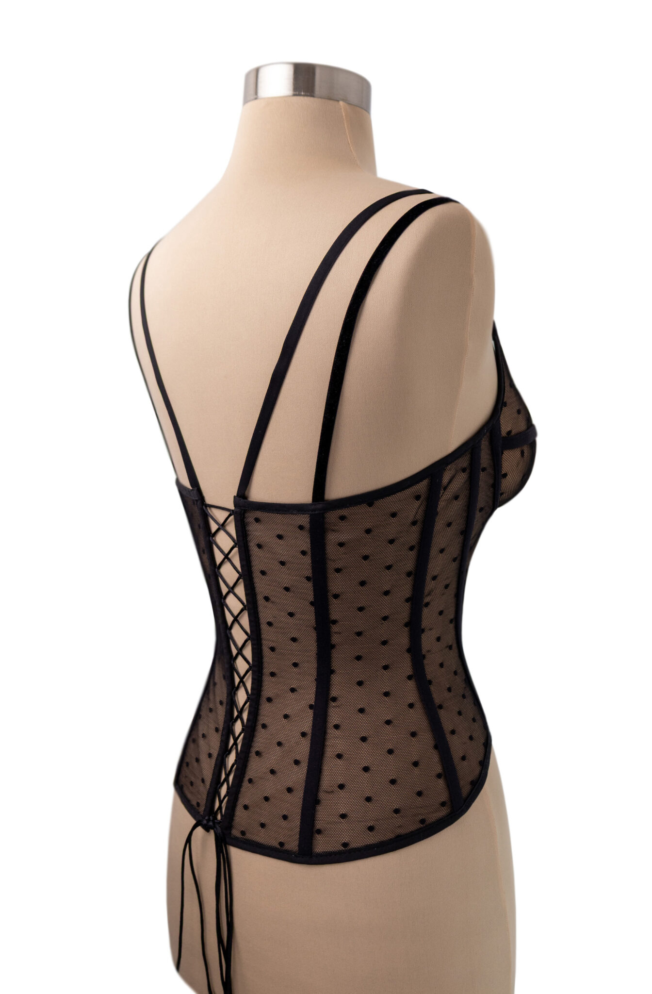 Выкройка корсета с чашками (с выходом под бретель)